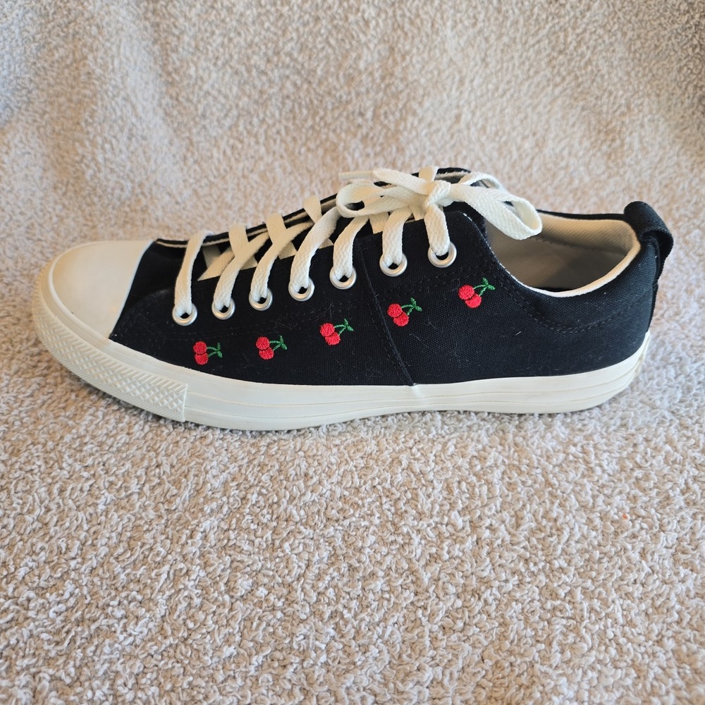 Converse All Star Madison All-over Embroidered Cherries Low Women's Shoes Sz 11 - Picture 2 of 13